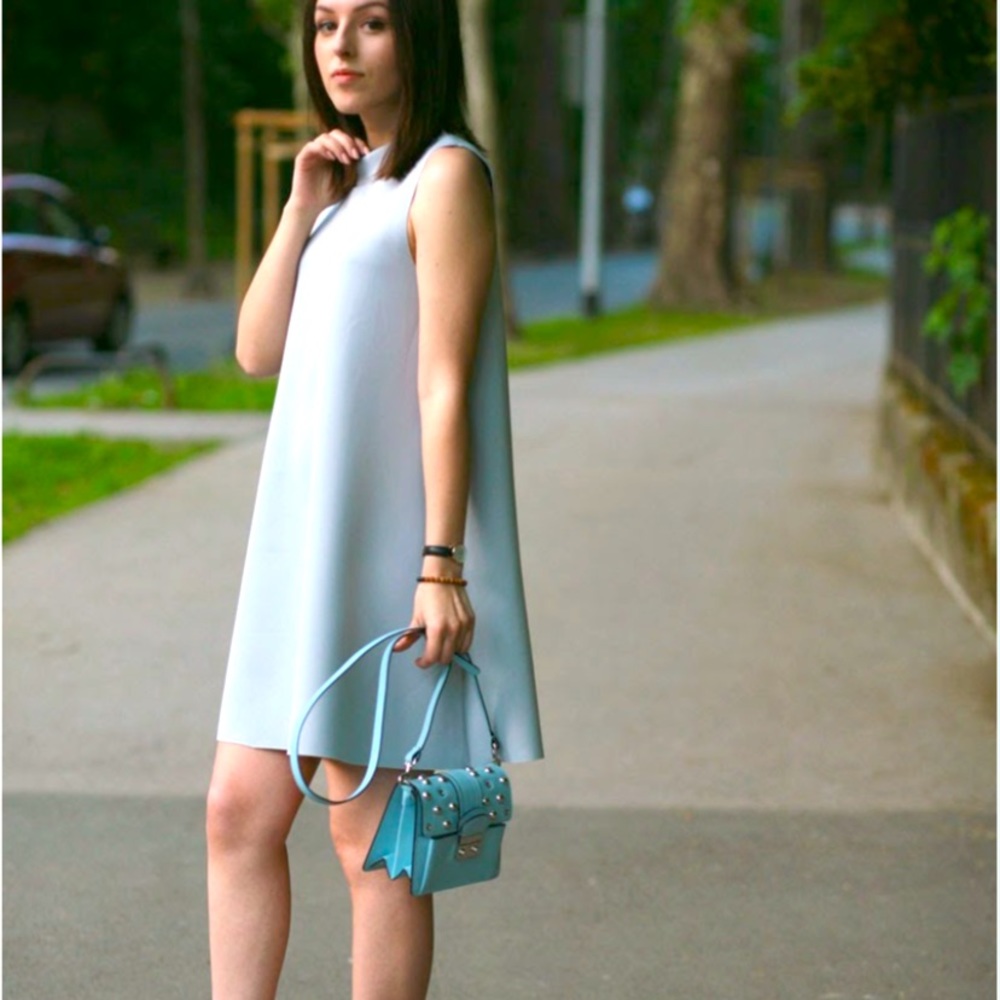 Lucy Paris blue dress Large Perfect Spring Dress!